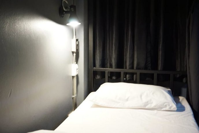 The Bird Hub Hostel