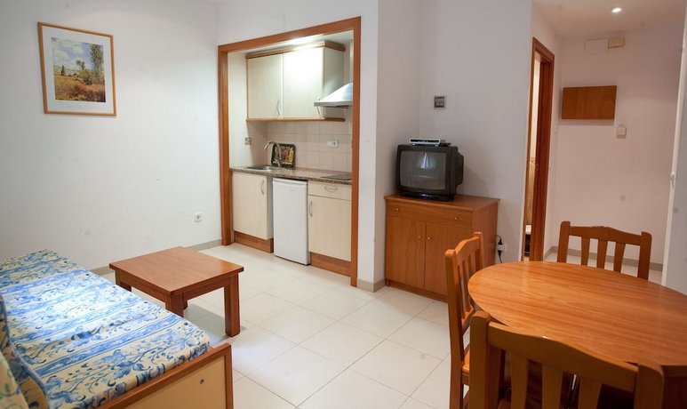 Apartamentos Royal