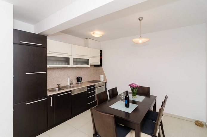 Apartments Carmelitta