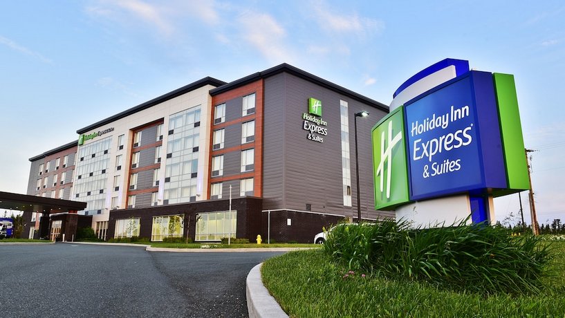 Holiday Inn Express & Suites St John's Airport Memorial University of Newfoundland Botanical Garden Canada thumbnail
