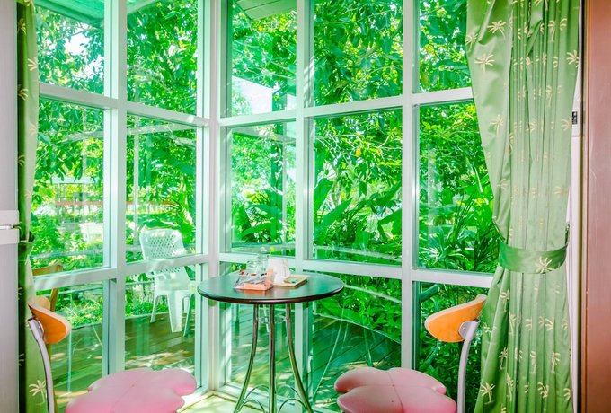 Chalong Hill Tropical Garden Homes