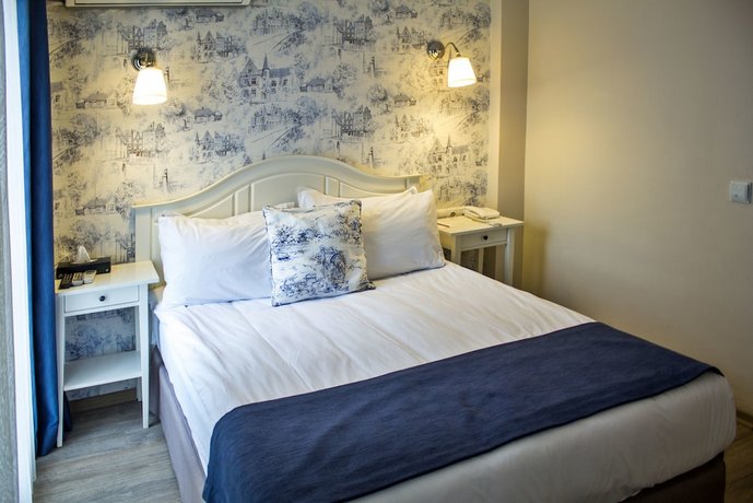 Mr Bird Hotel