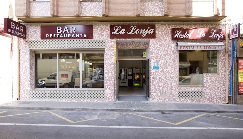 Hostal La Lonja