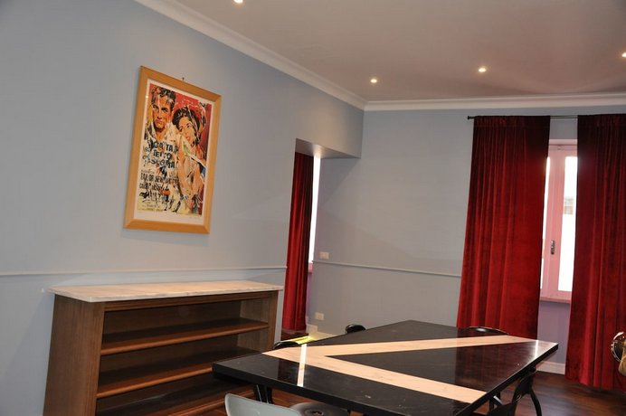 Art Seven Roma