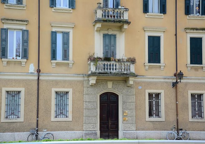 Le Flaneur Bed and Breakfast