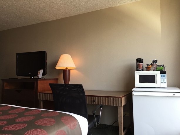 Rodeway Inn & Suites Shreveport