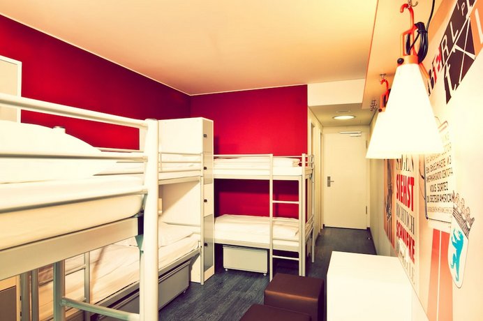 ONE80deg Hostels Berlin