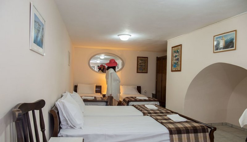 Achilleas Pension