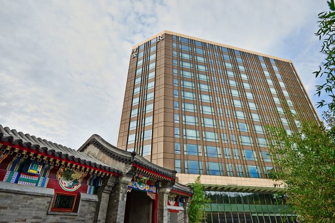 Renaissance Beijing Wangfujing Hotel image 1