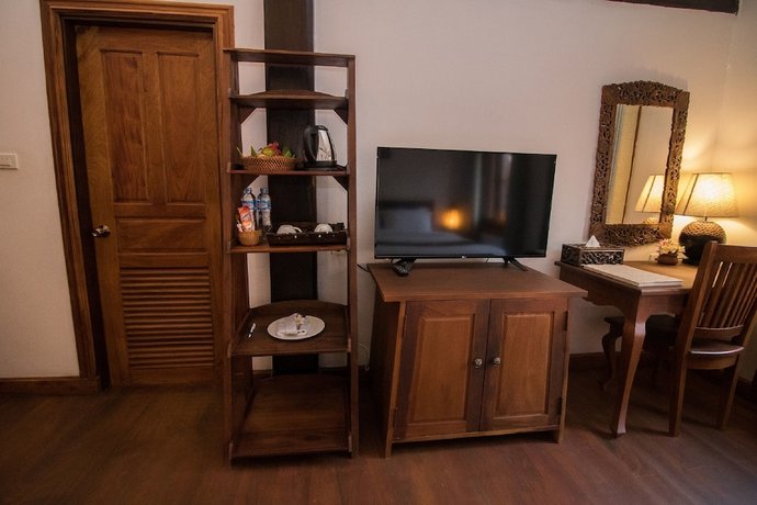 Royal peacock Boutique Hotel