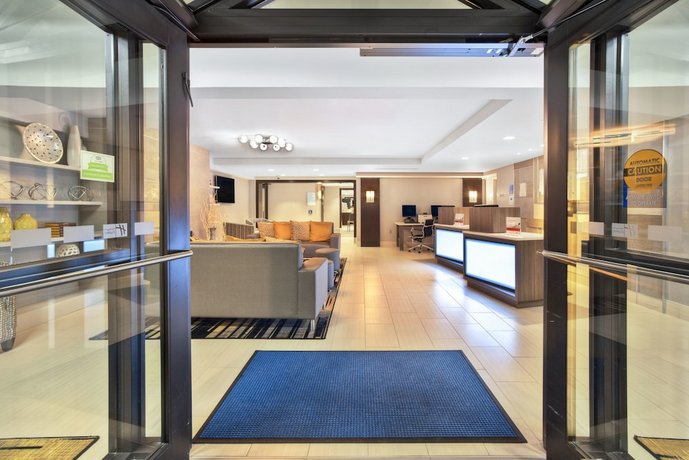 Holiday Inn Express Boston-Waltham