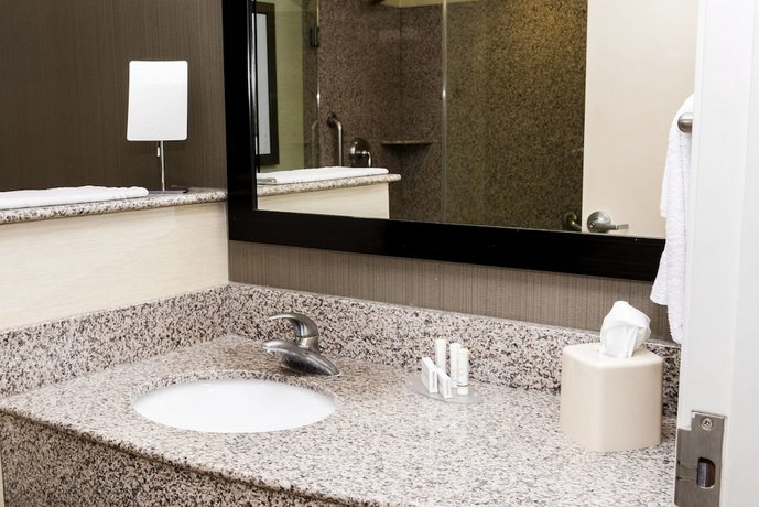 Courtyard by Marriott Lafayette