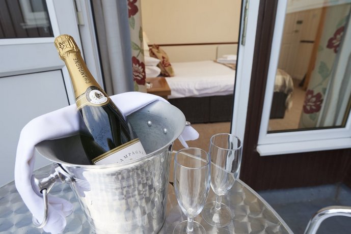 Loch Ness Clansman Hotel