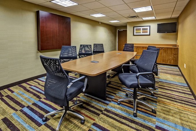 Fairfield Inn & Suites by Marriott Oklahoma City NW Expressway/Warr Acres