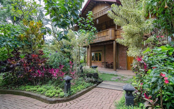 Jambuluwuk Batu Resort