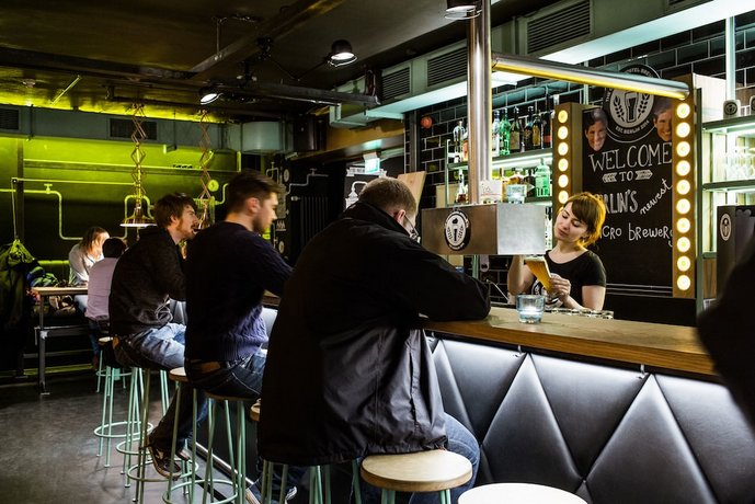 Bar_Restaurant