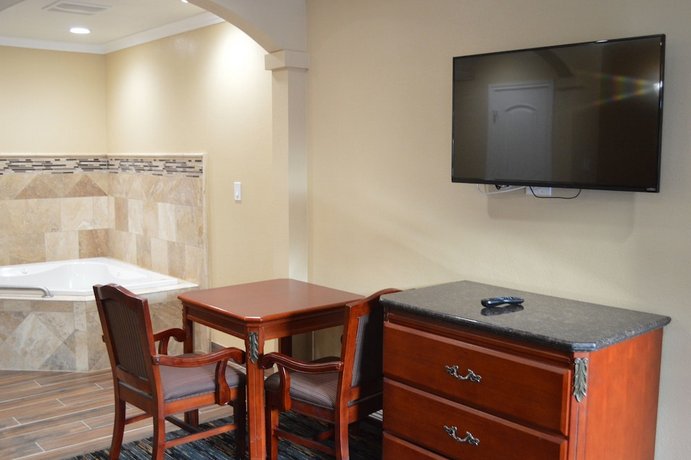 Tustin Motor Lodge