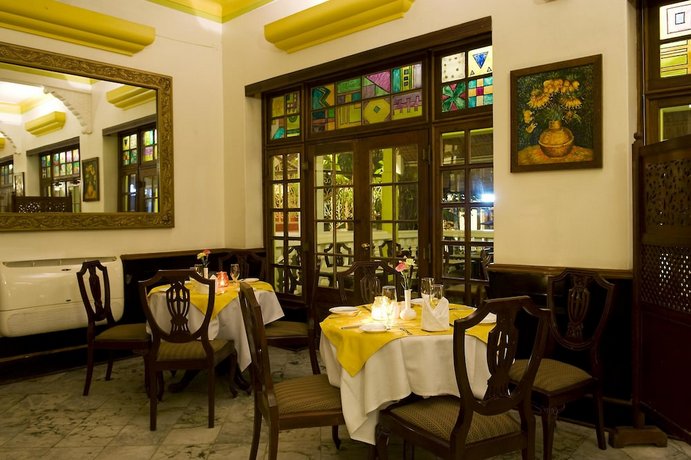 Protea Hotel by Marriott Dar es Salaam Courtyard