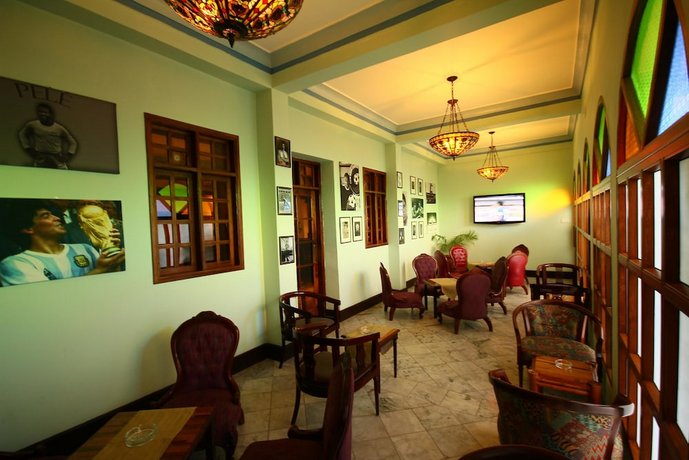 Protea Hotel by Marriott Dar es Salaam Courtyard