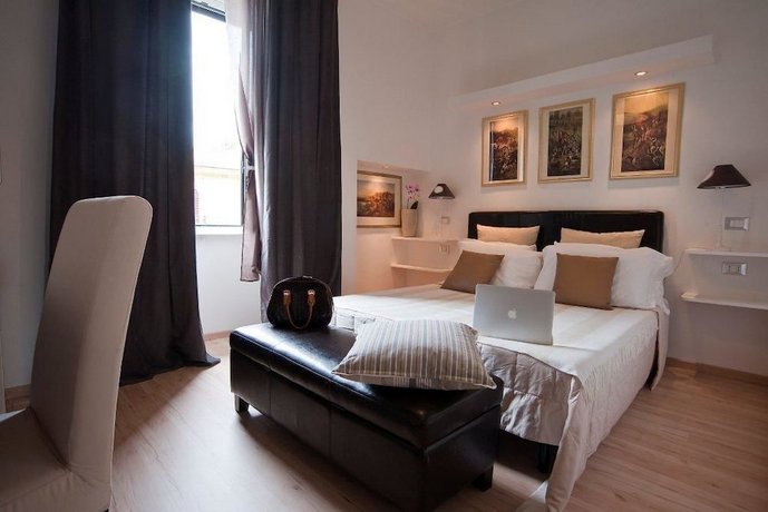 Iulia Guest House