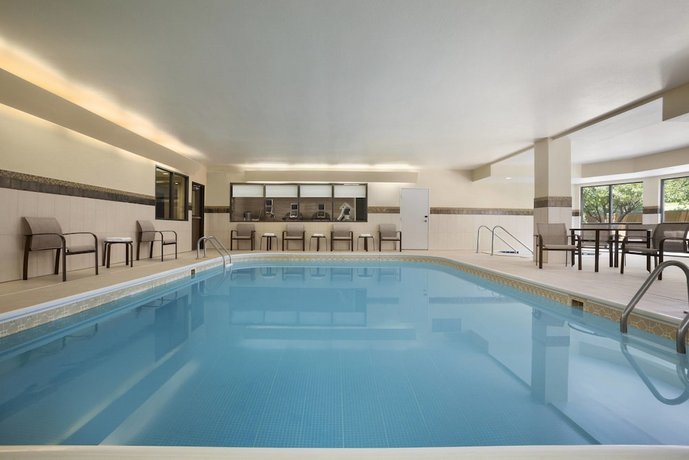 Courtyard by Marriott Springfield