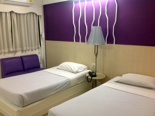 Highway Hotel Chiang Mai