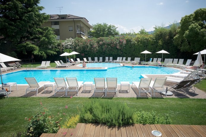 Hotel Luise Riva del Garda