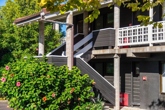 Emerald Inn on Takapuna Beach