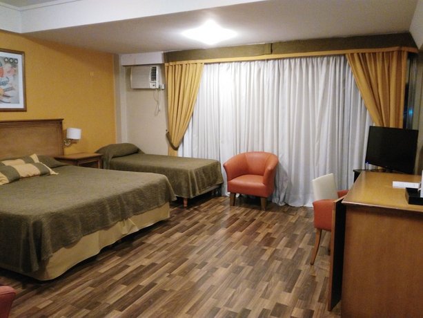 Tritone Hotel