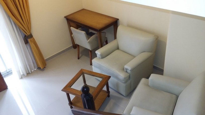 Tritone Hotel