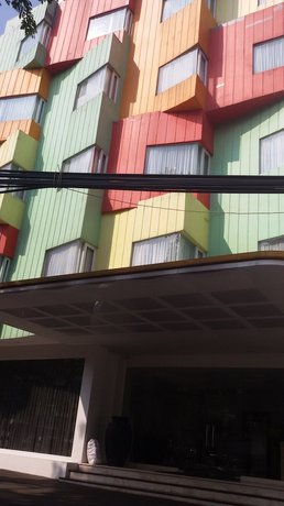 N3 Hotel Zainul Arifin