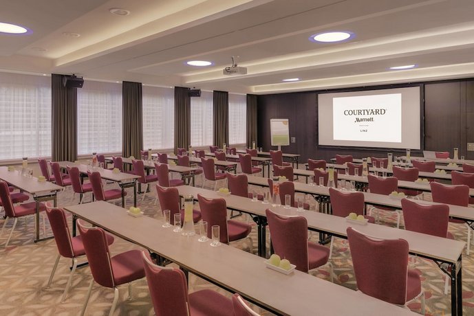 Courtyard by Marriott Linz
