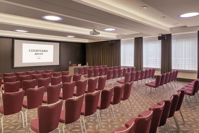 Courtyard by Marriott Linz