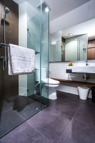 Upscale Suites