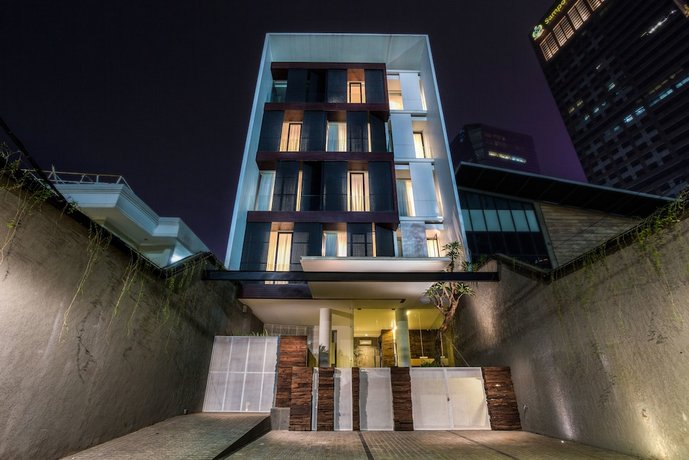 Upscale Suites