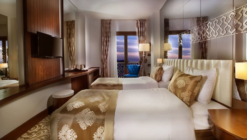 Pera Center Hotel & Spa