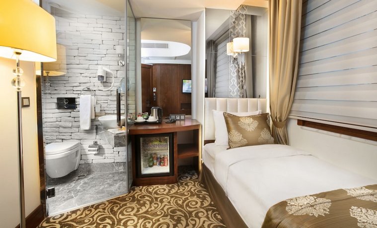 Pera Center Hotel & Spa