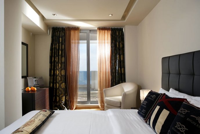 Elite City Resort