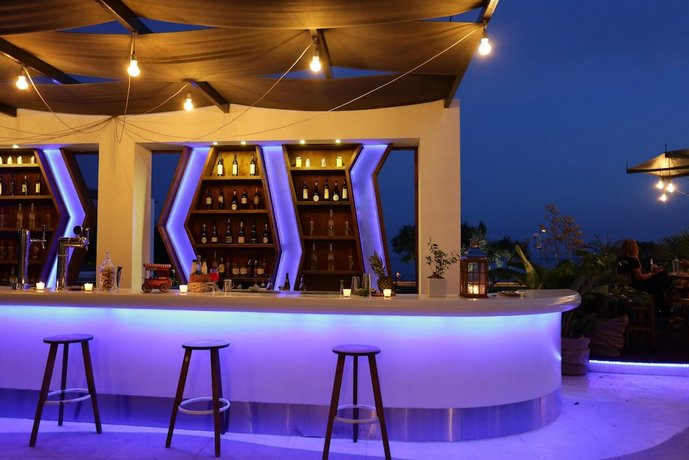 Elite City Resort