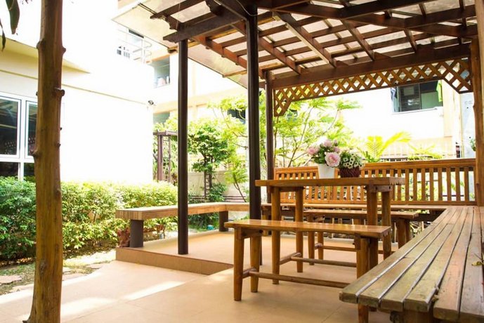 Jitthamas Residence
