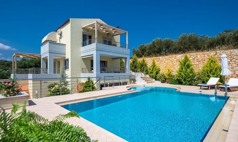 Villa Athinais