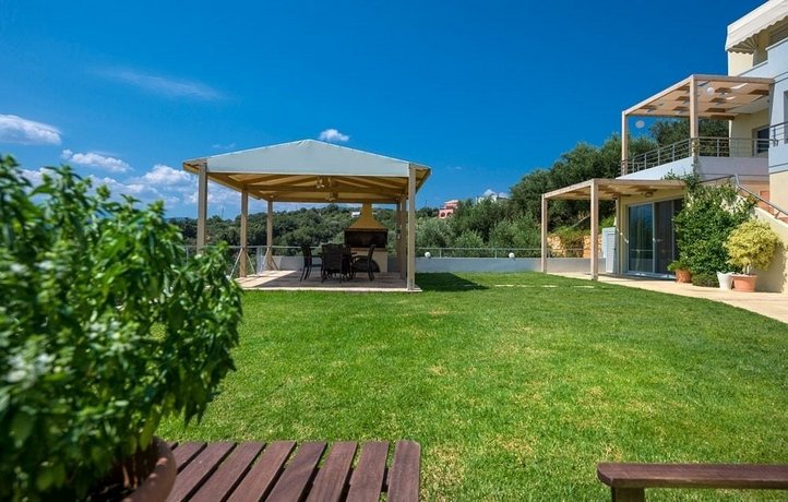 Villa Athinais