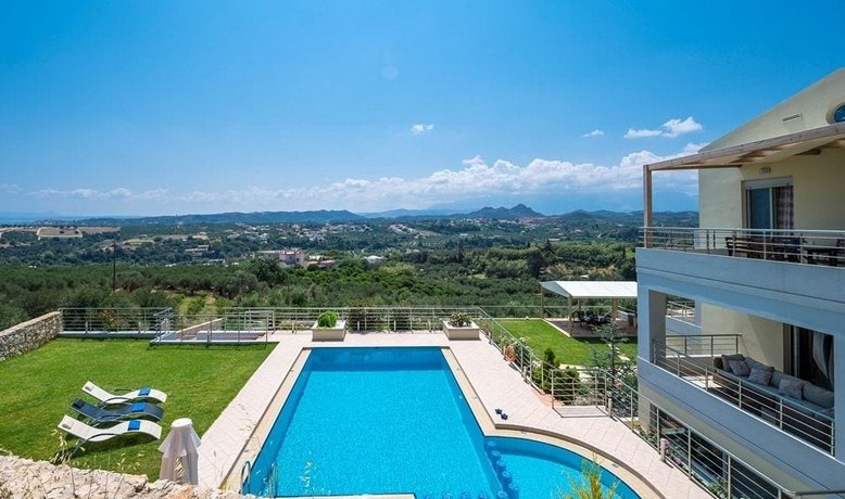 Villa Athinais