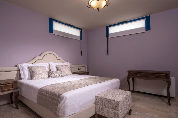 Wine Dark Sea Villa Santorini