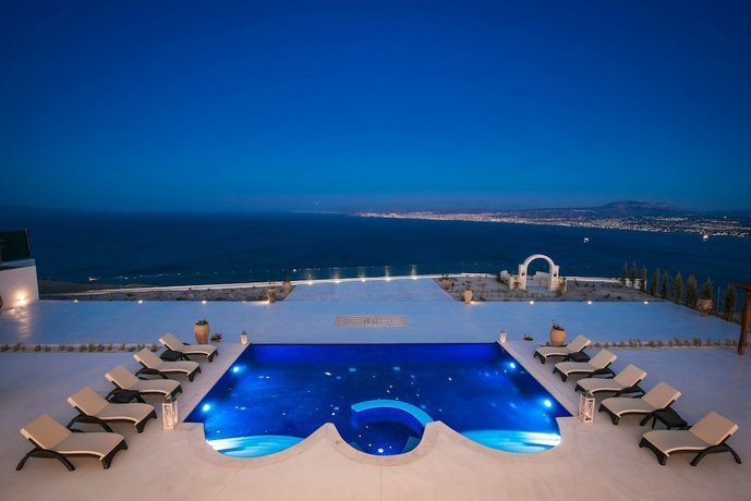 Wine Dark Sea Villa Santorini