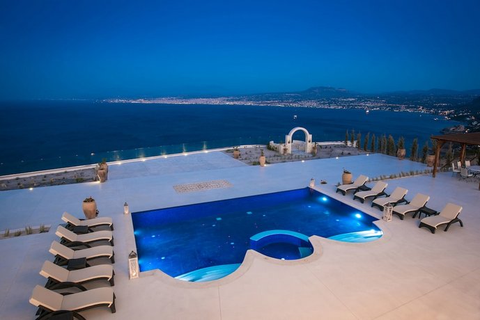 Wine Dark Sea Villa Santorini