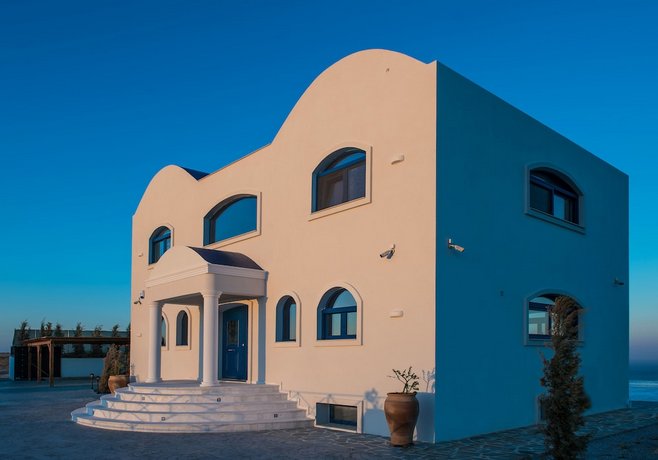 Wine Dark Sea Villa Santorini