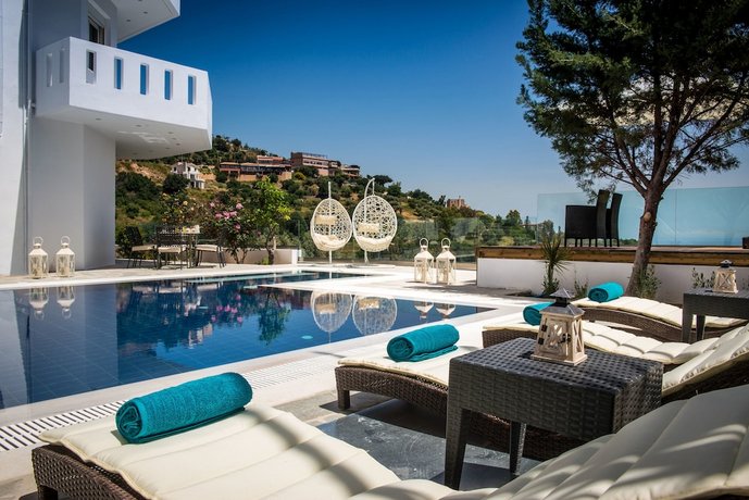Wine Dark Sea Villa Artemis