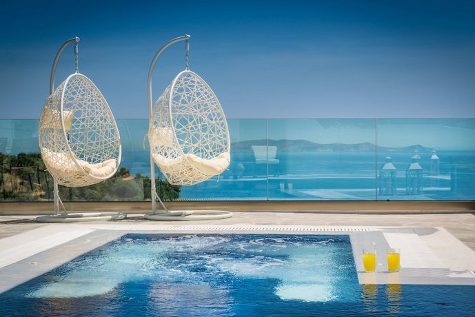 Wine Dark Sea Villa Artemis