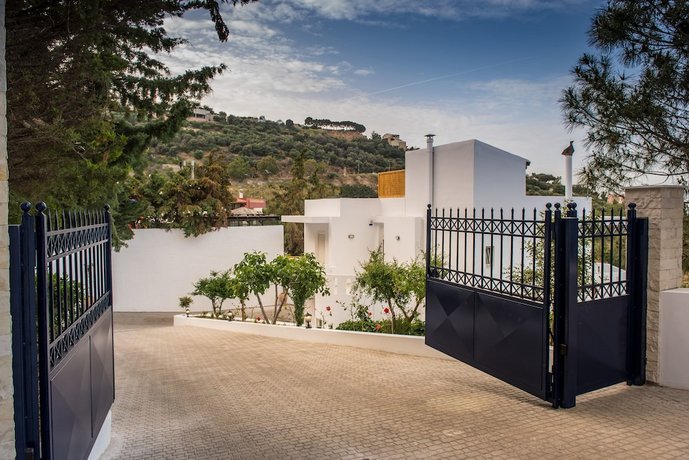 Wine Dark Sea Villa Artemis